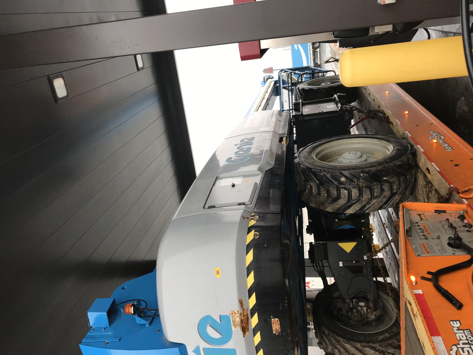 2017 GENIE SX-135 XC