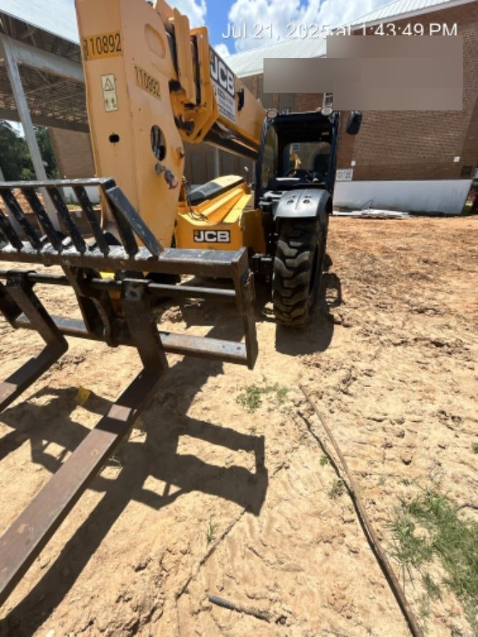 2020 JCB 509-42 Canopy, Solid Tires, Work Lights, Beacon, Aux Hydraulics, Back up Alarm, Lifting Eye, ES Decals