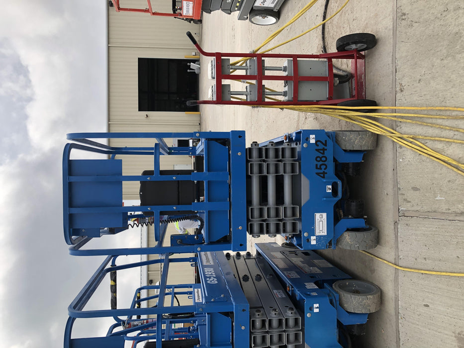 2019 Genie GS-1930 Fixed rails with chain Entry