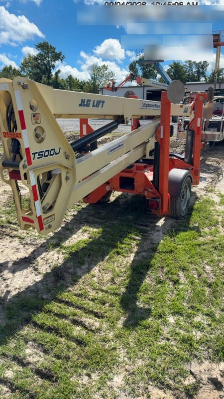 2022 JLG T500J