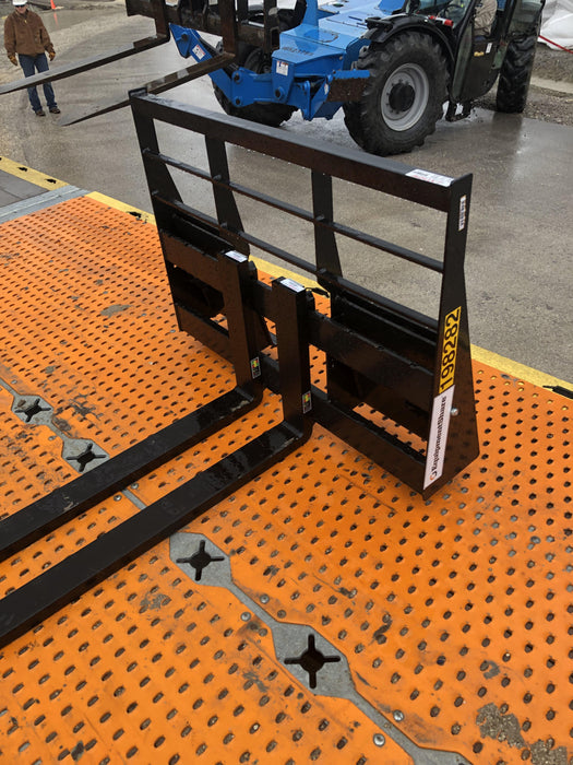 2021 ARROW MATERIAL HANDLING 60" Pallet Forks