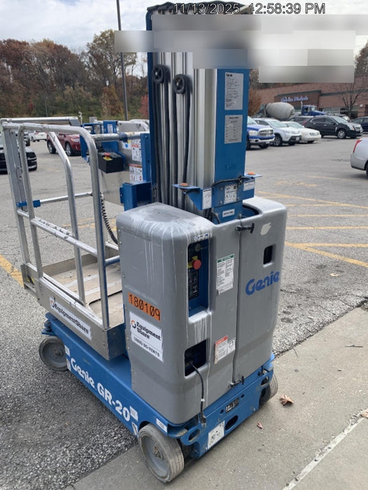 2021 GENIE GR-20