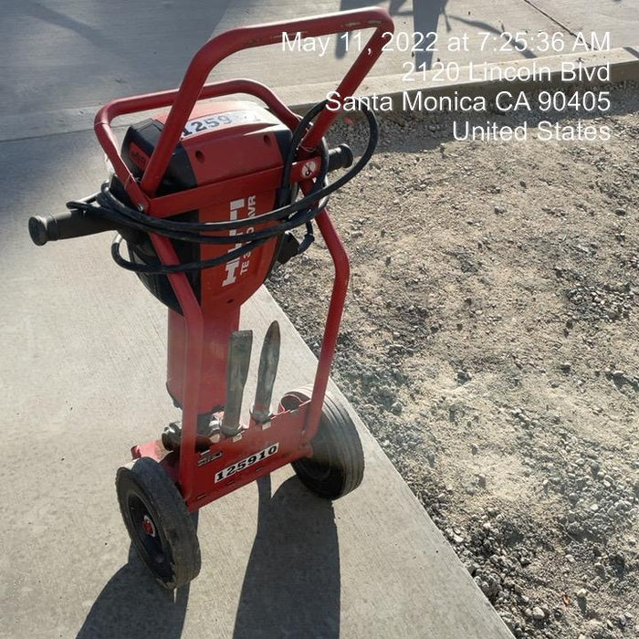 2020 HILTI TE 3000-AVR