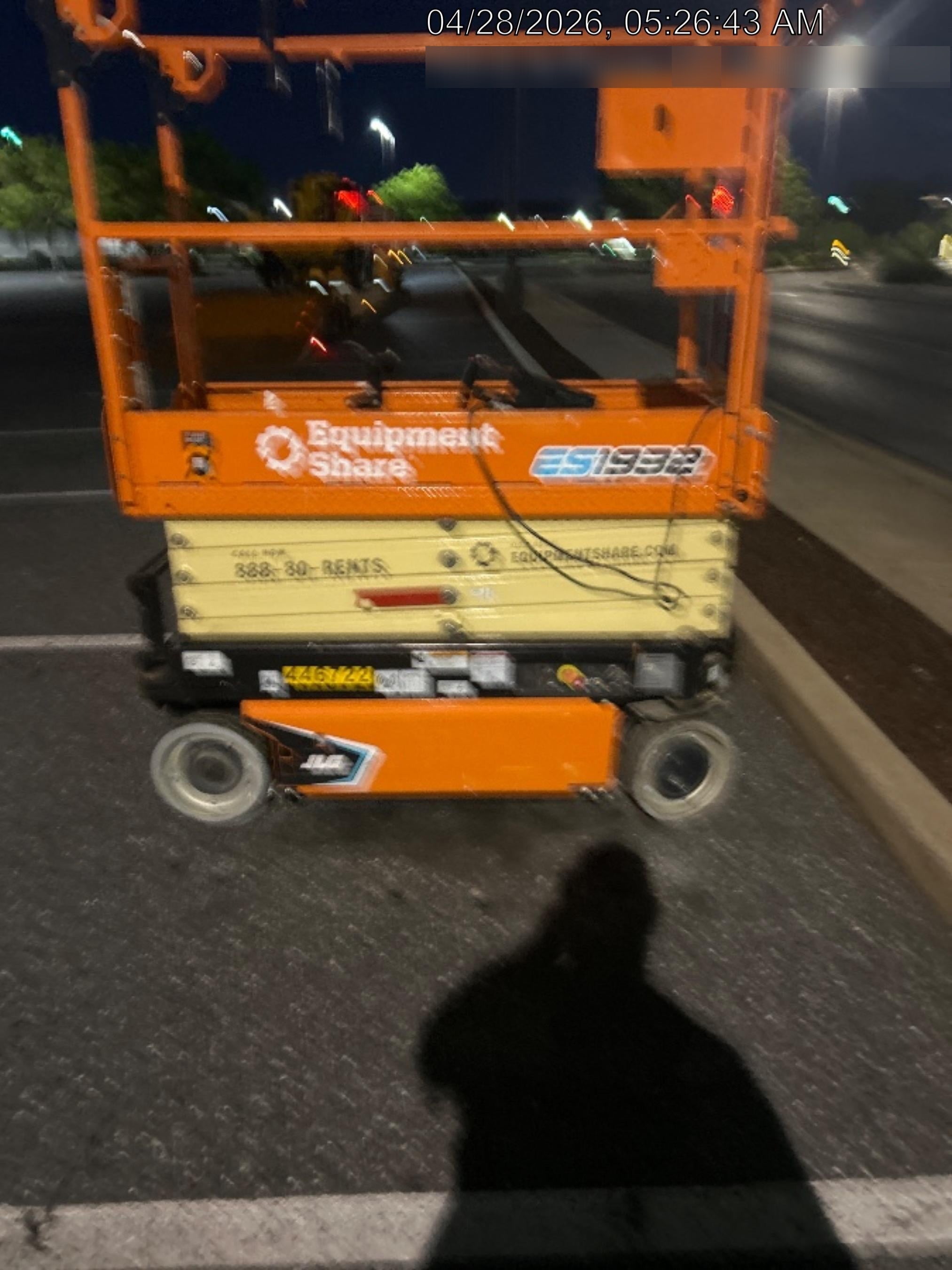 2024 JLG ES1932