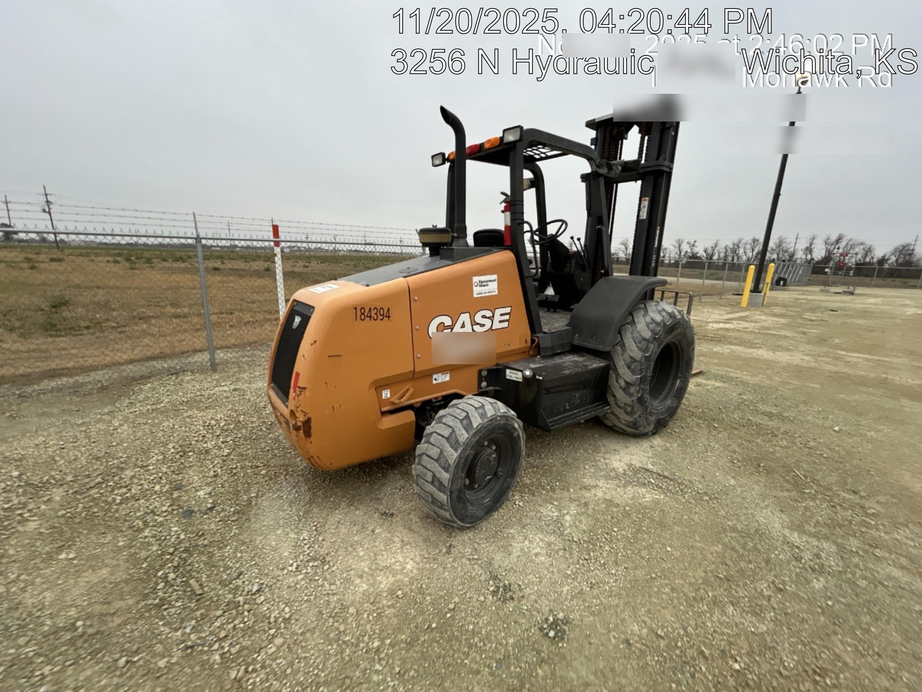 2021 CASE 588H