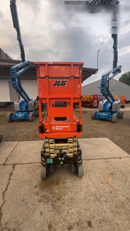 2022 JLG ES1932