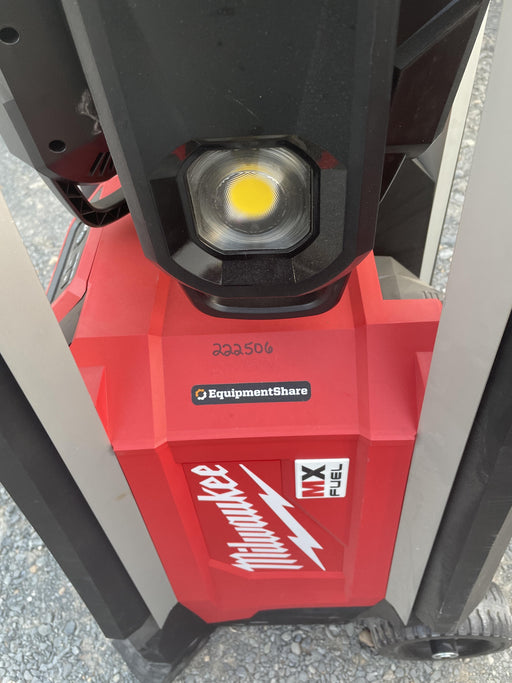 2022 MILWAUKEE MXF041-1XC