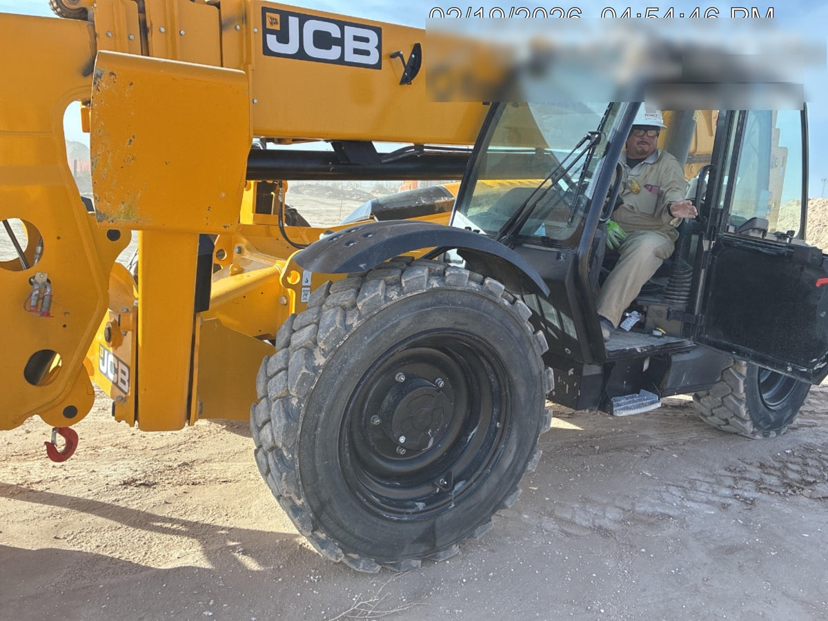 2025 JCB 512-56