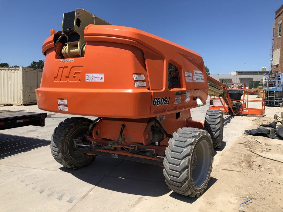 2019 JLG 660SJ