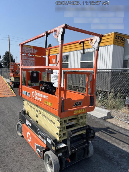 2024 JLG ES1932