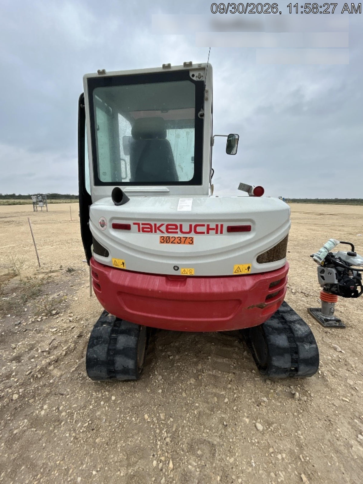 2023 TAKEUCHI TB250-2CR