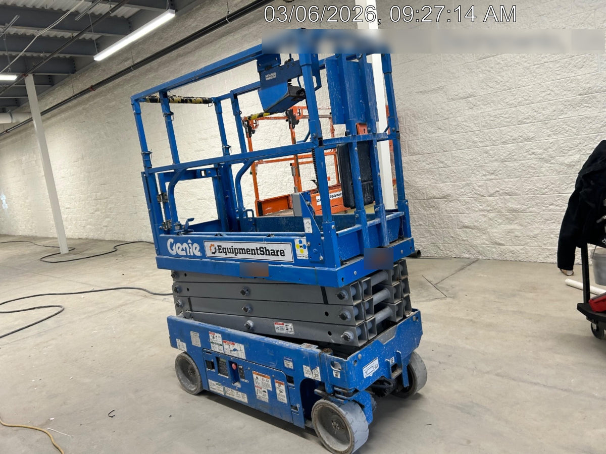 2020 Genie GS-1930 Solid Non Marking Tires, Beacon, Folding rails with half height swing gate, 800W Inverter