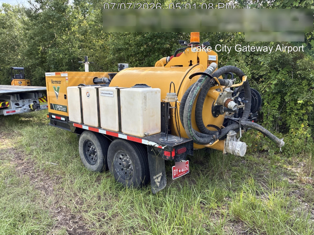 2023 Vac-Tron LP573XDT T4 Koehler Diesel Engine, 500 Gallon Debris Tank, x2 100 Gallon Water Tanks