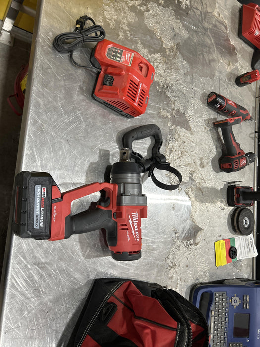 2022 MILWAUKEE 2867-22