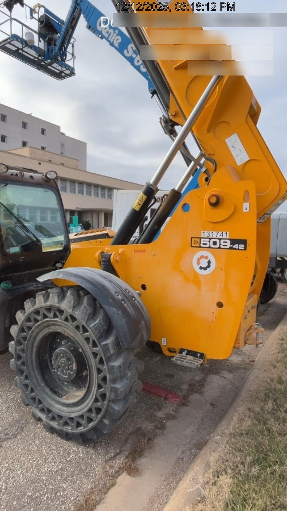 2021 JCB 509-42
