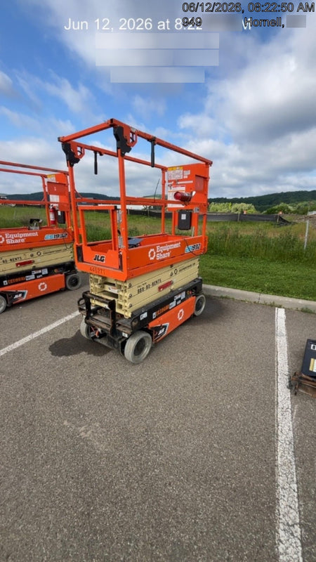 2024 JLG ES1932