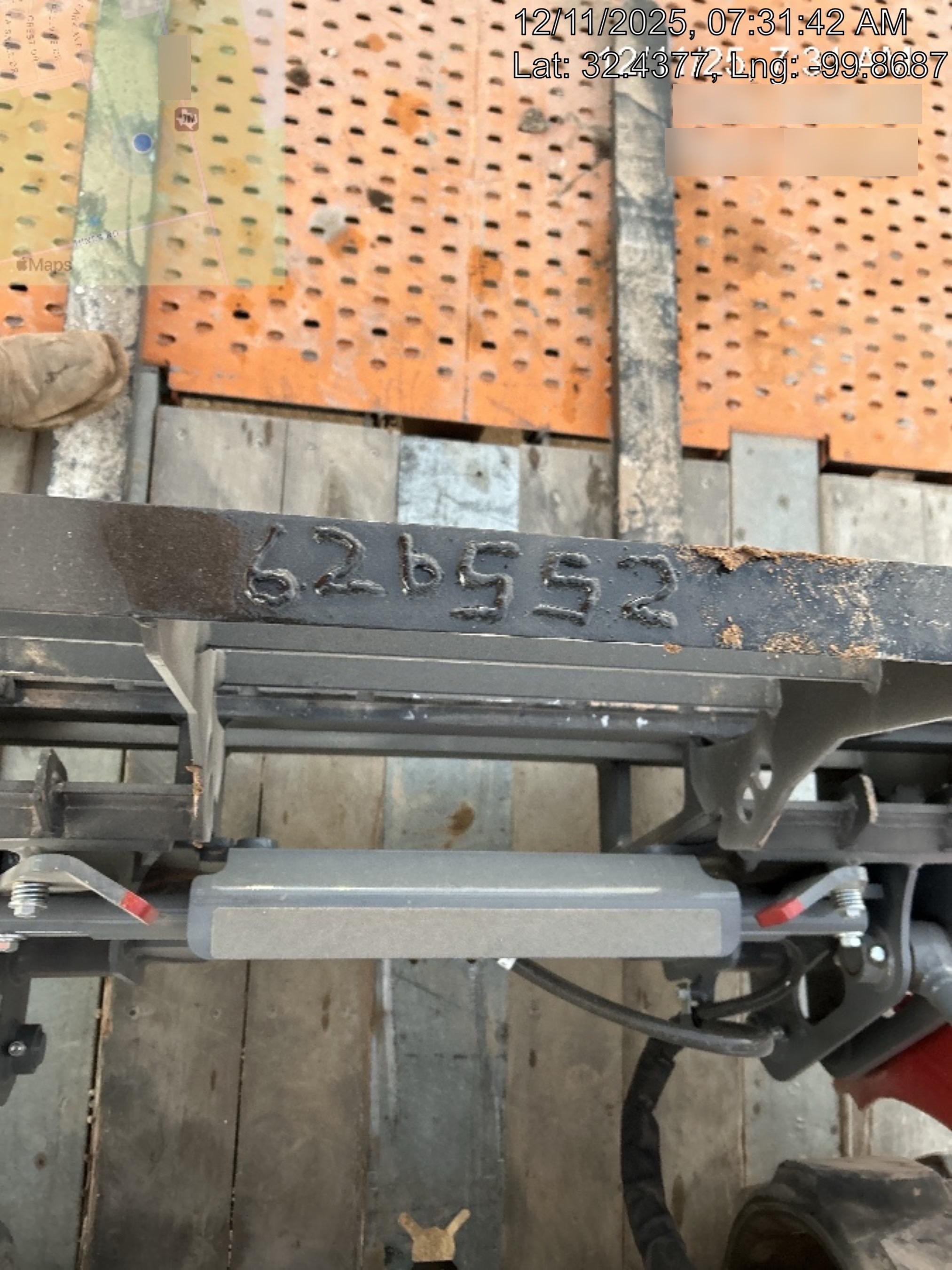 2025 ARROW MATERIAL HANDLING 48" Pallet Forks - Arrow
