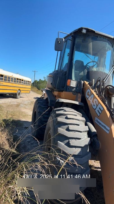 2019 Case 621G CLOSED CAB, 1 FUNCTION, JRB 416 STYLE HYD COUPLER