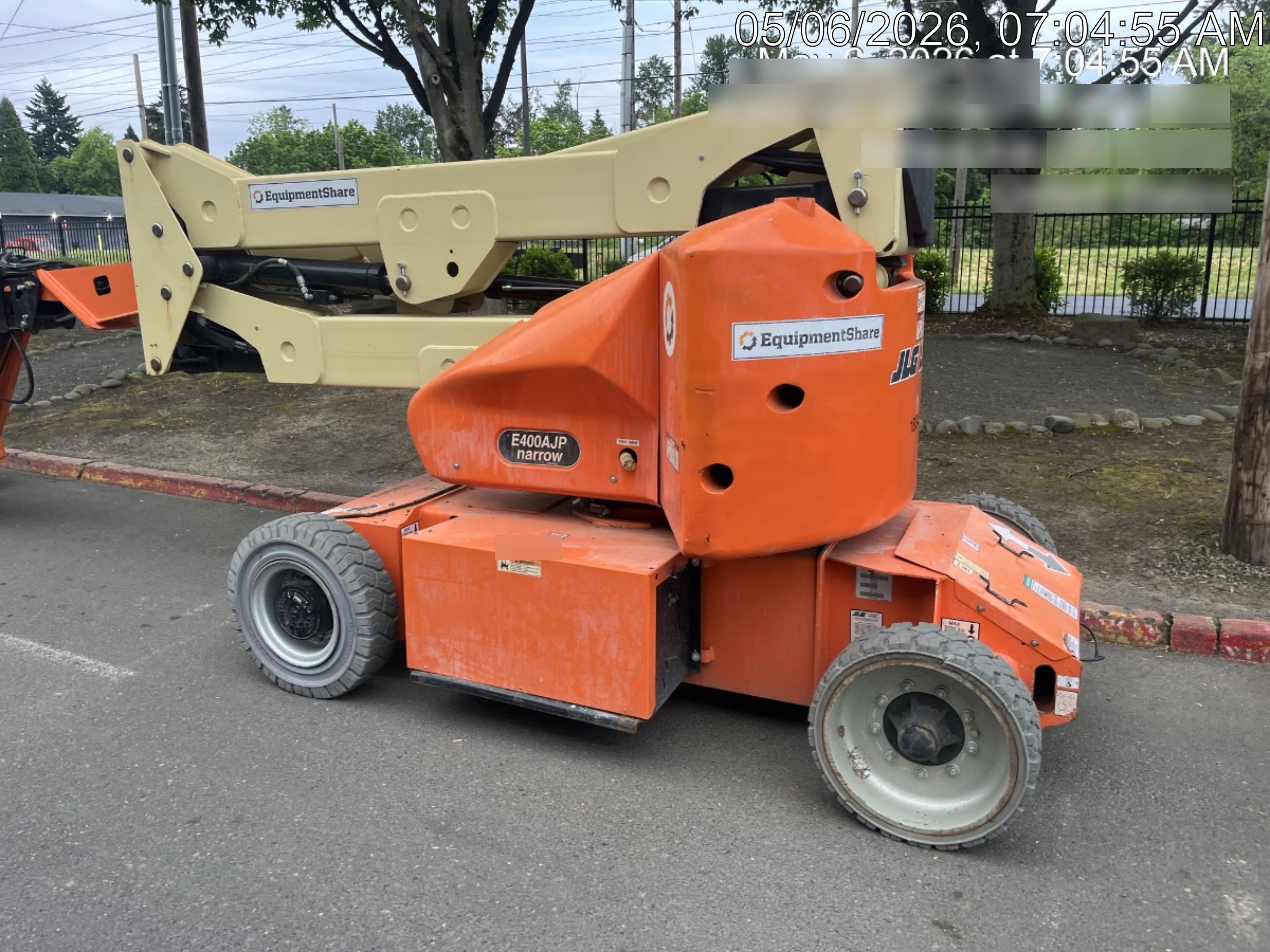2019 JLG E400AJPN