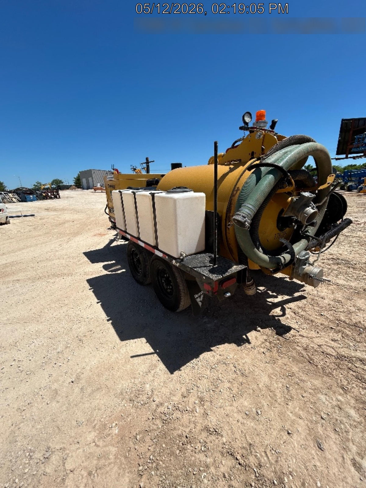 2021 VAC-TRON LP573XDT