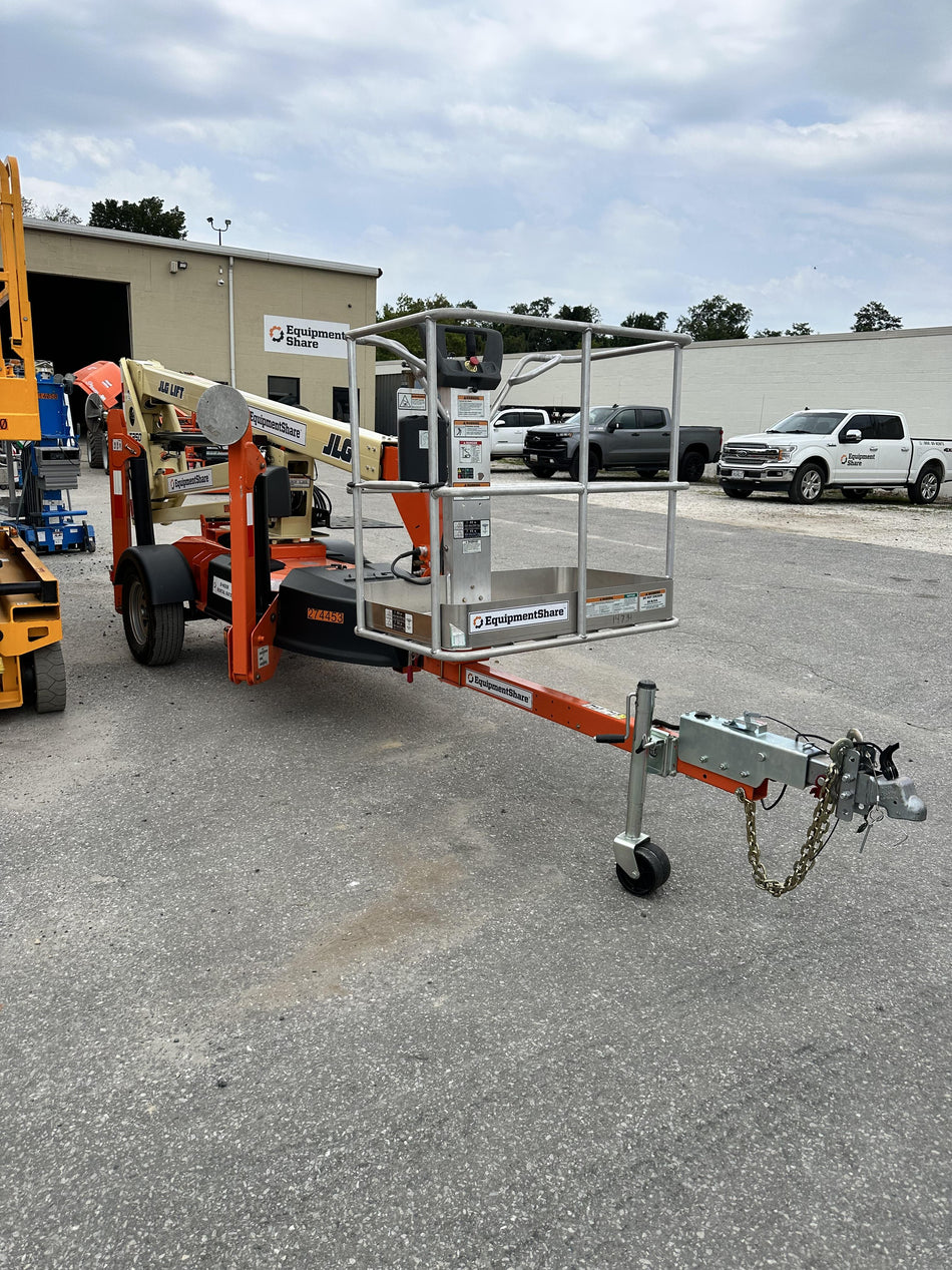 2022 JLG T350