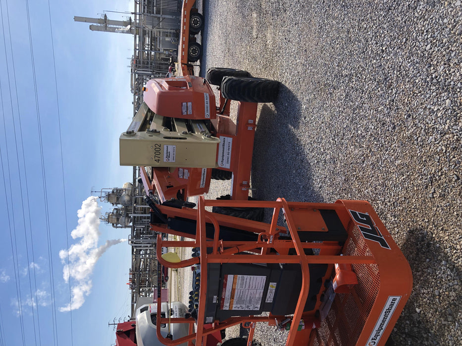 2019 JLG 450AJ