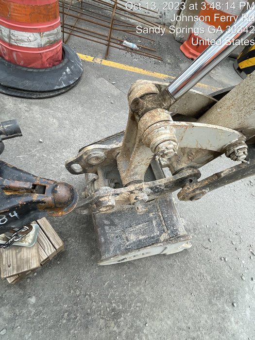 2020 Takeuchi TB235-2R Canopy, Rubber Tracks, Manual TAG QC