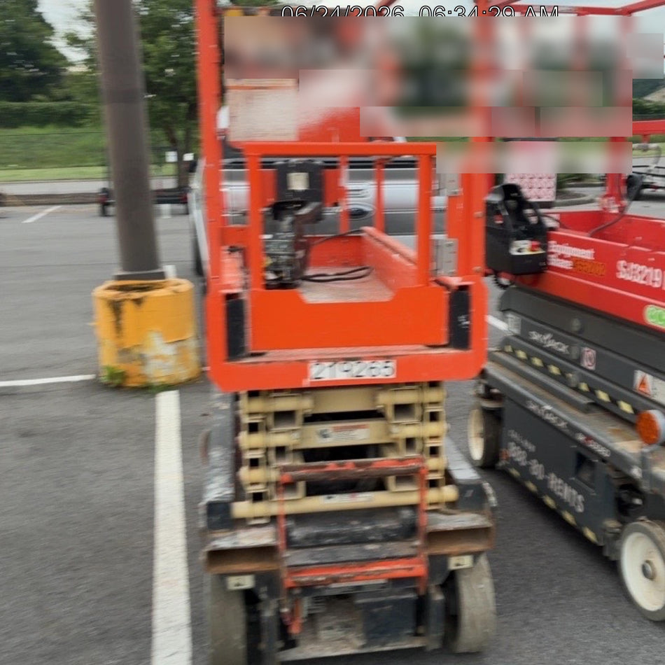 2022 JLG ES1932