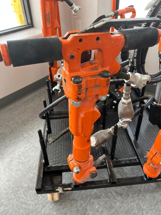 2024 MICHIGAN PNEUMATIC ES-TPB30-1-TRACKER