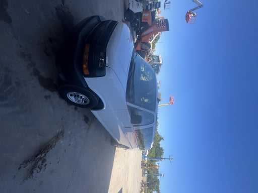 2025 CHEVROLET Express Van - Rental