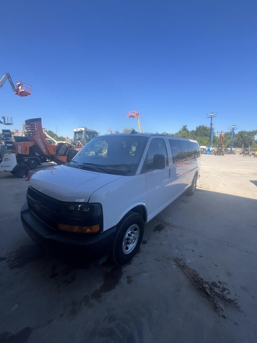 2025 CHEVROLET Express Van - Rental