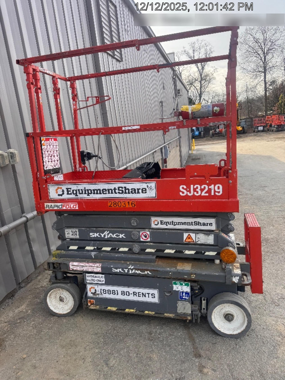 2023 SKYJACK SJ3219