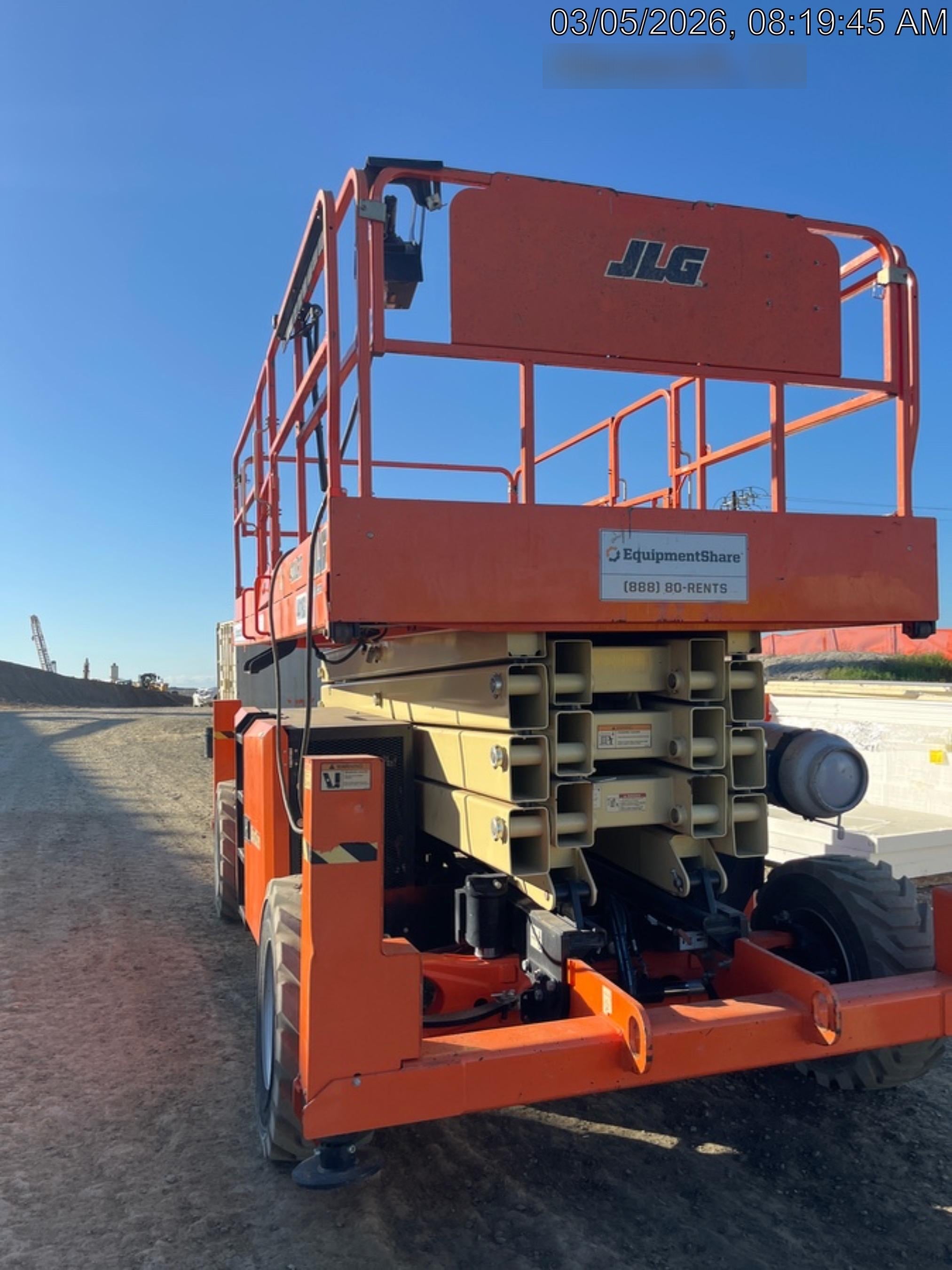 2019 JLG 430LRT