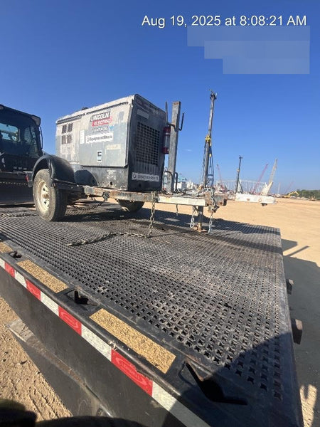 2019 Lincoln Electric Vantage 322 Welder Ready-Pak 3, Two wheel trailer, Fender and Light kit, Cable Rack
