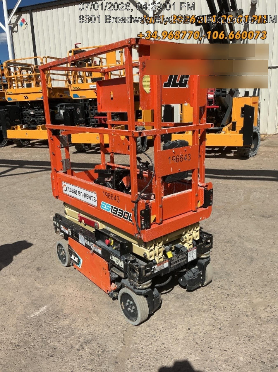 2021 JLG ES1330L