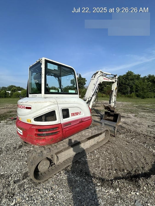 2020 TAKEUCHI TB250-2C