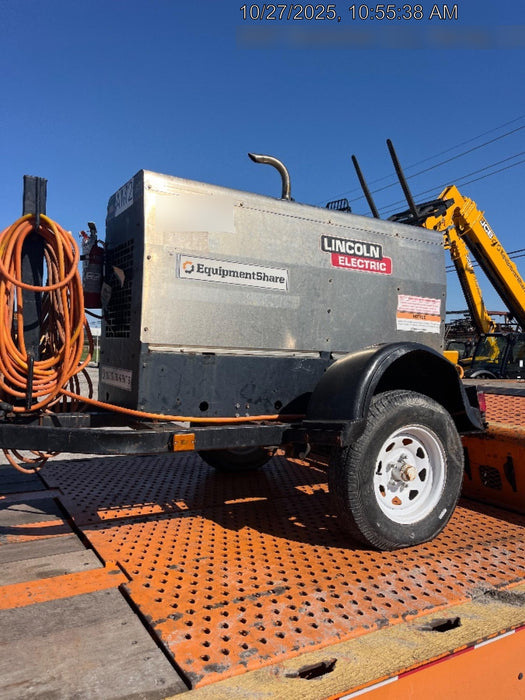 2019 Lincoln Electric Vantage 322 Welder Ready-Pak 3, Two wheel trailer, Fender and Light kit, Cable Rack