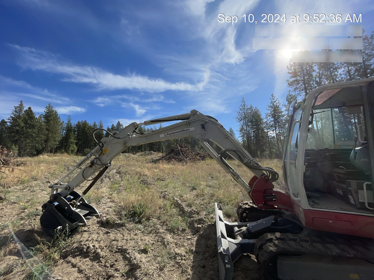 2024 TAKEUCHI TB250-2CR
