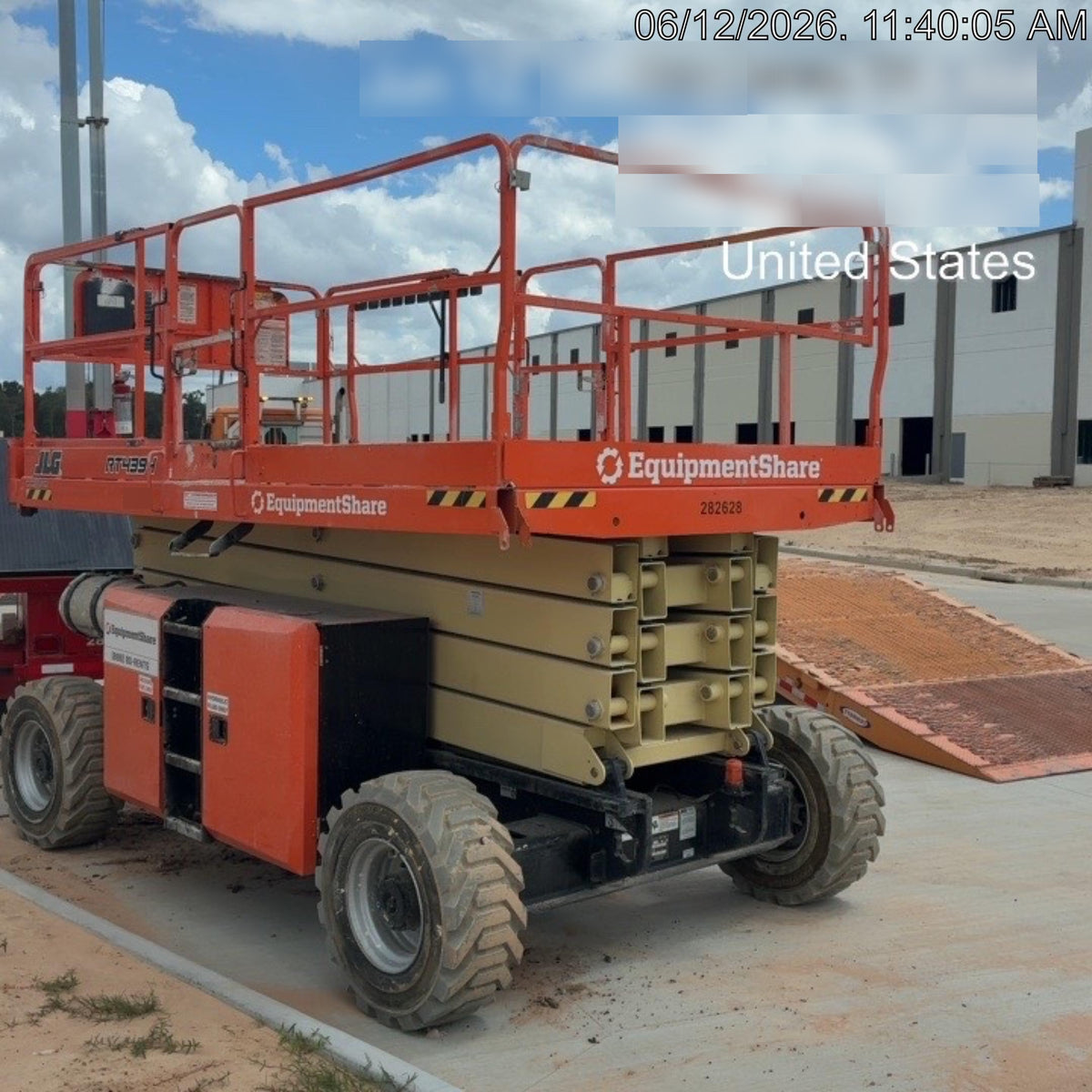 2022 JLG RT4394