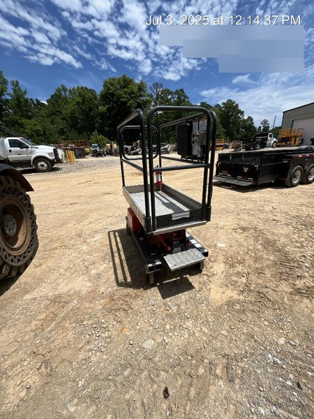 2023 JLG 1030P