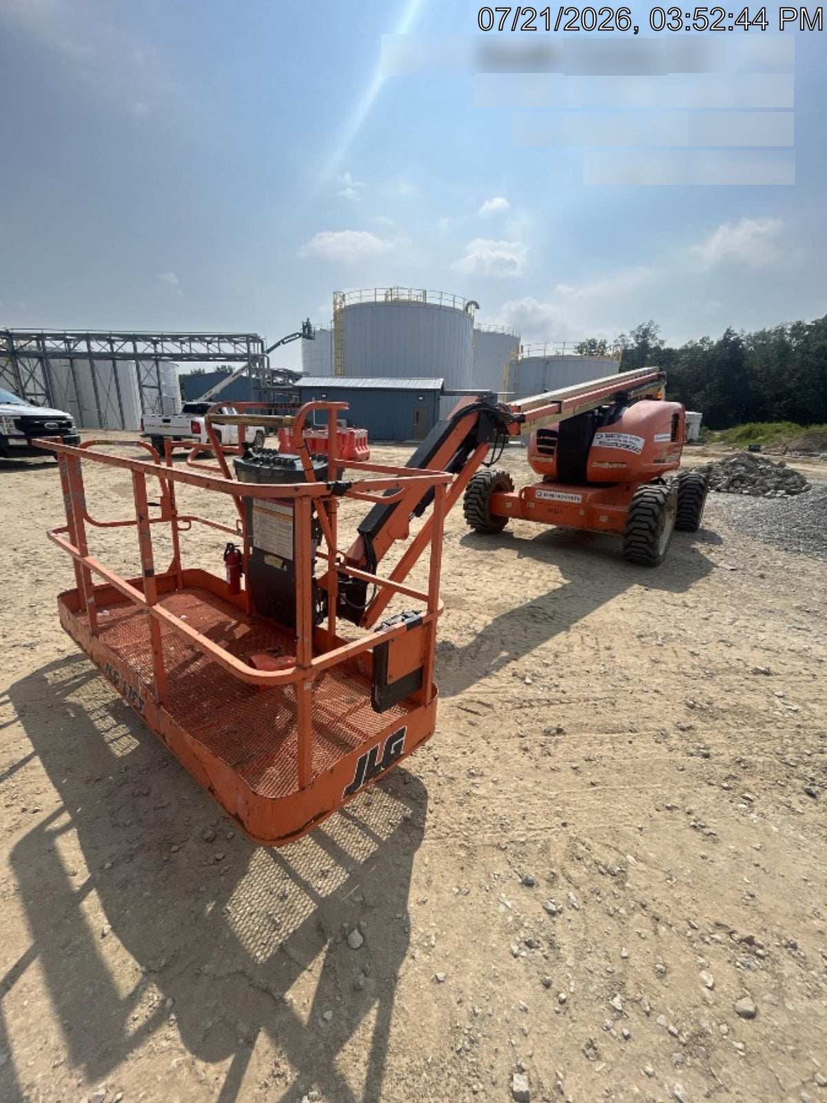 2018 JLG 600AJ