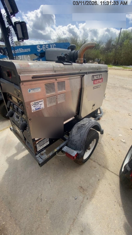 2018 Lincoln Electric Vantage 435 Lincoln Vantage 435 Welder Ready-Pak 3 w/Trailer, Fender/Light Kit, and Cable Rack