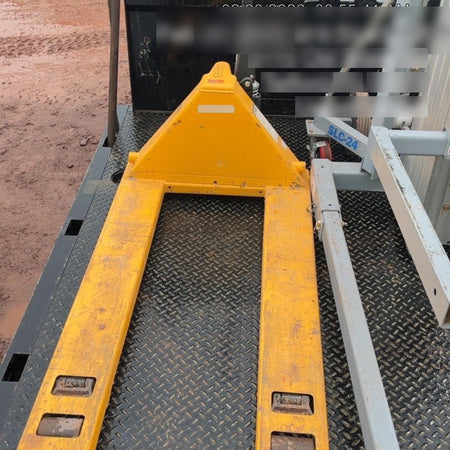 2021 ULINE 4400 lb Pallet Jack