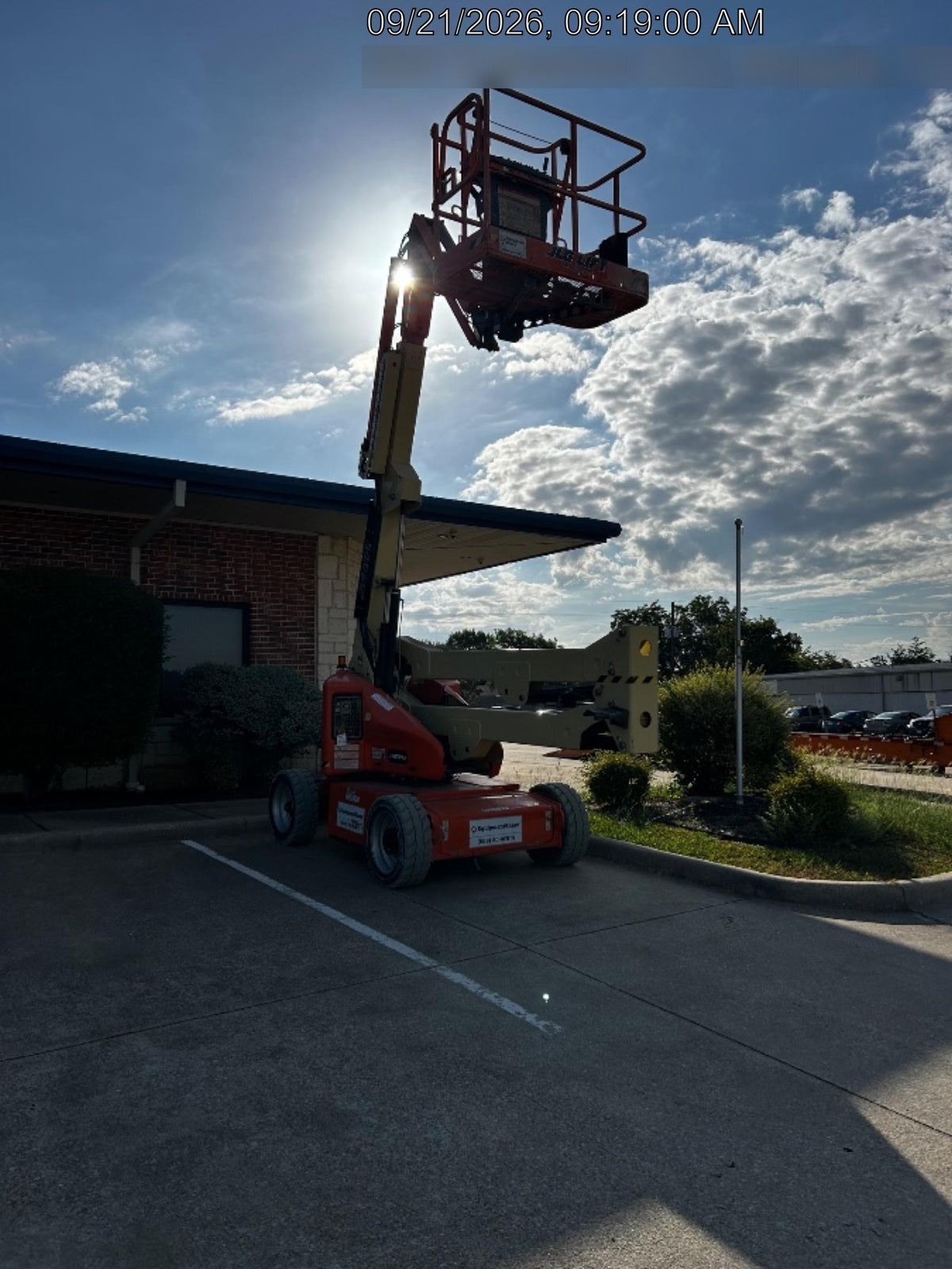 2022 JLG E450AJ