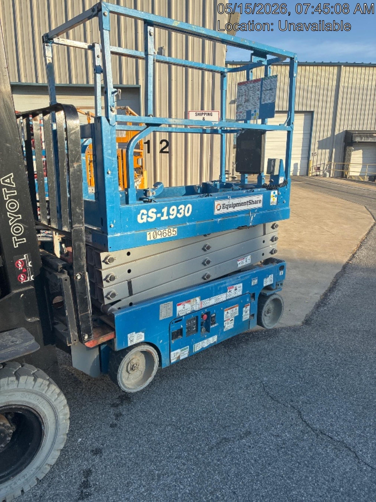 2020 Genie GS-1930 Solid Non Marking Tires, Beacon, Folding rails with half height swing gate, 800W Inverter