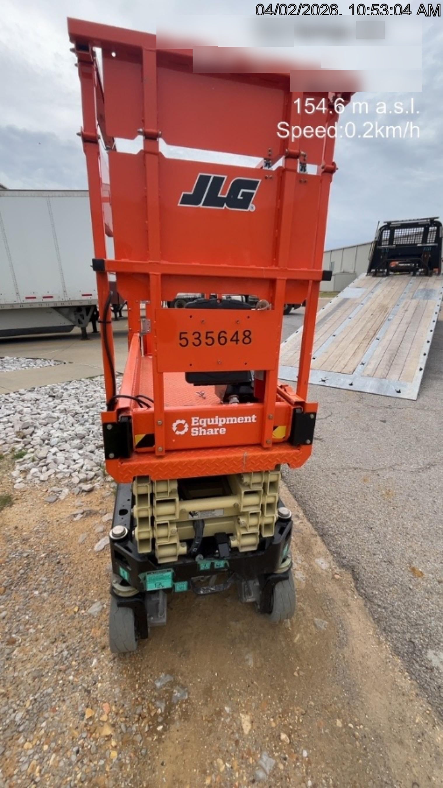 2025 JLG ES1932