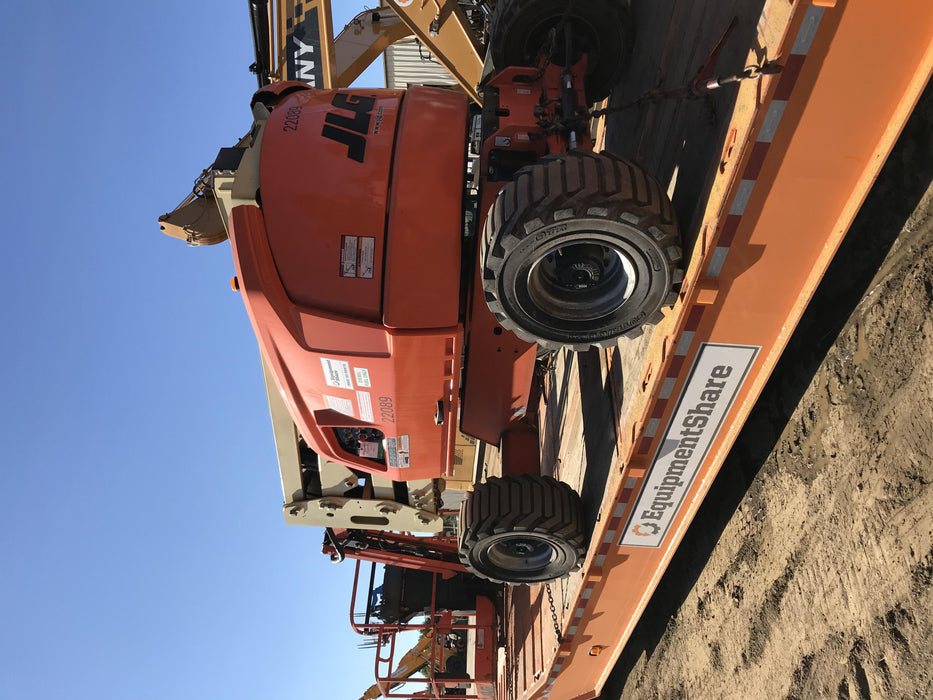 2019 JLG 450AJ