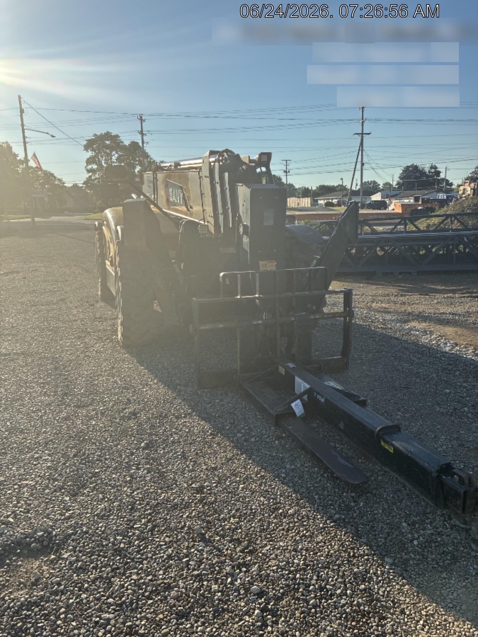 2021 SANY STH1056