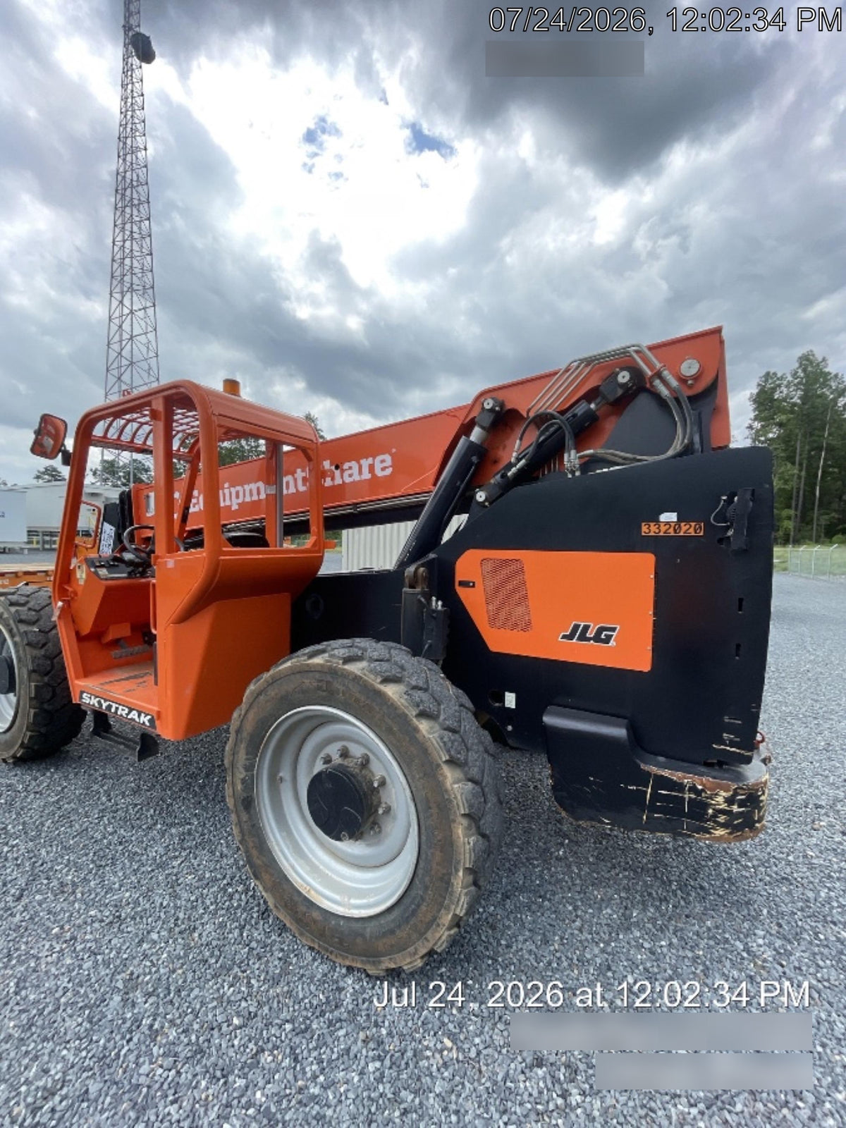 2023 SKYTRAK 8042