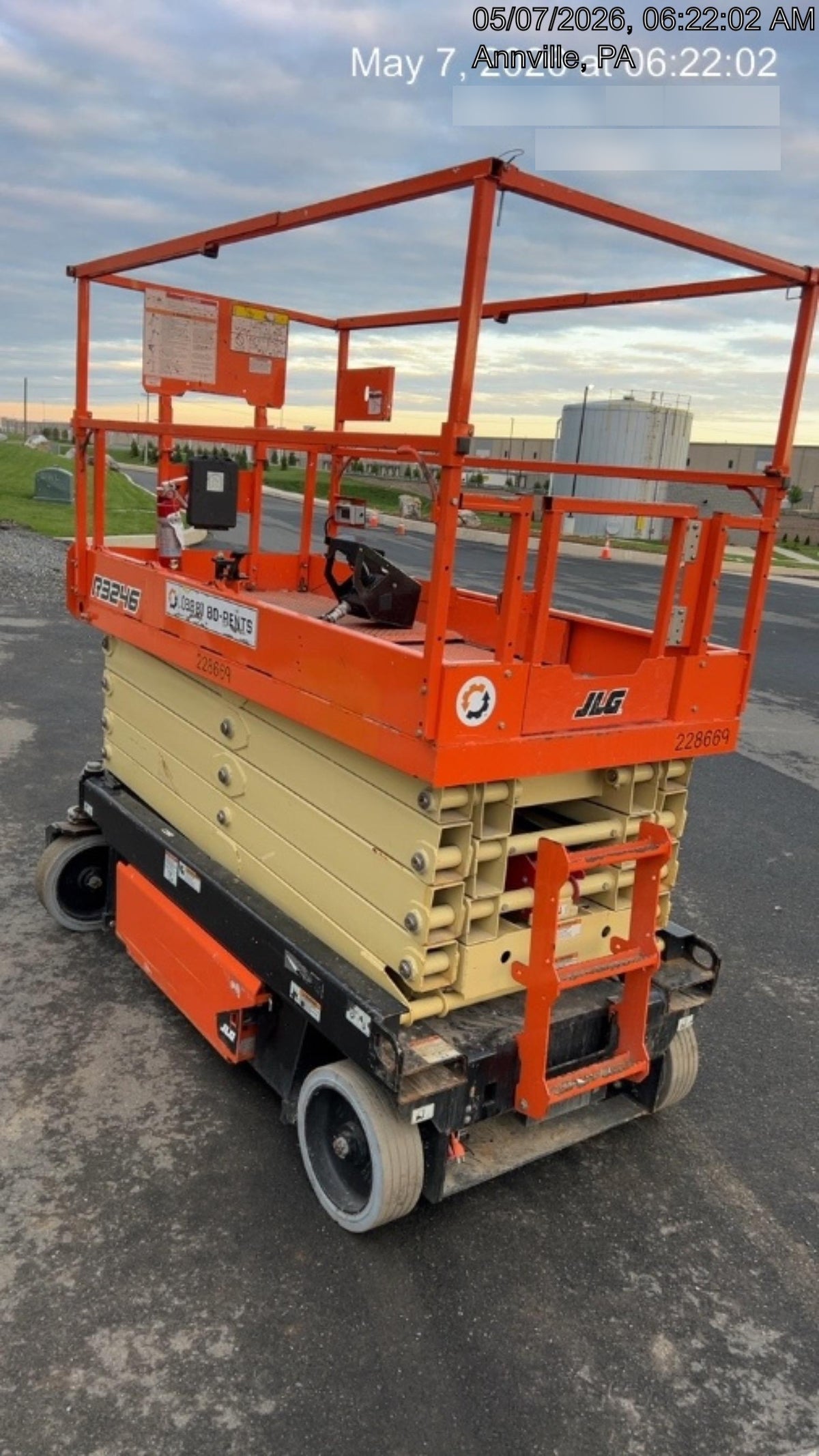 2022 JLG R3246